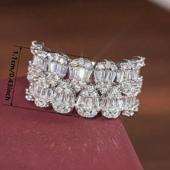 14k White Gold Baguette Diamond Ring Band